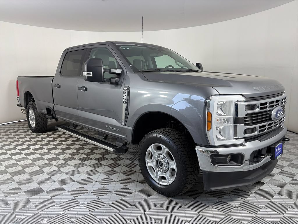 Certified 2025 Ford F250 XLT AWD/4WD image 1