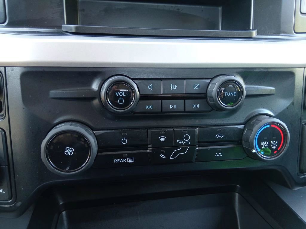 Certified 2024 Ford F350 XLT image 20