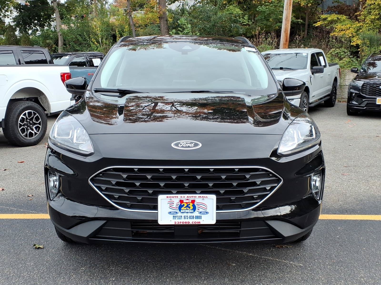Certified 2022 Ford Escape SEL w/ SEL Stealth AWD Package image 2
