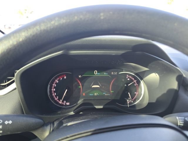 Used 2025 Toyota RAV4 XLE w/ Convenience Package FWD image 17