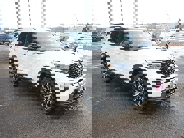 Certified 2020 Ford Explorer ST w/ Premium Technology Package image 3