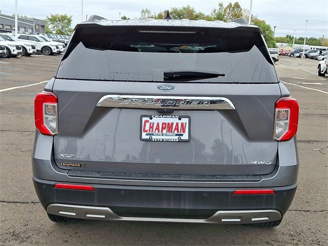 Certified 2023 Ford Explorer XLT w/ Equipment Group 202A image 3