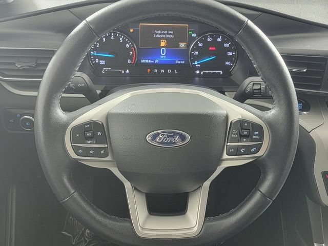 Certified 2023 Ford Explorer XLT w/ Equipment Group 202A AWD/4WD image 27
