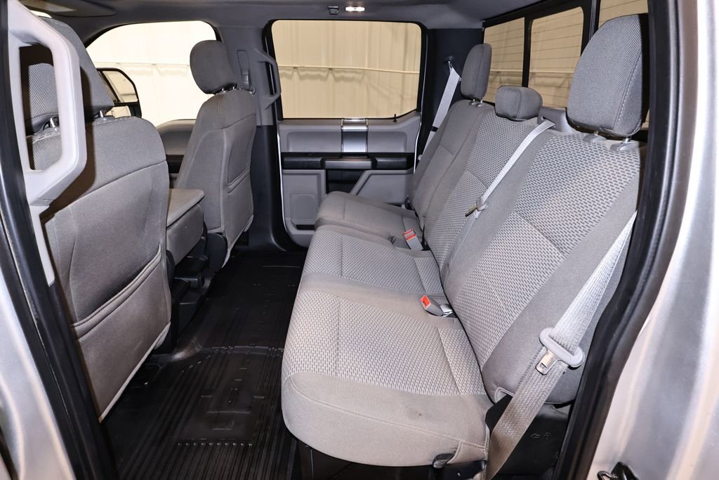 Certified 2019 Ford F250 XLT w/ XLT Premium Package AWD/4WD image 16