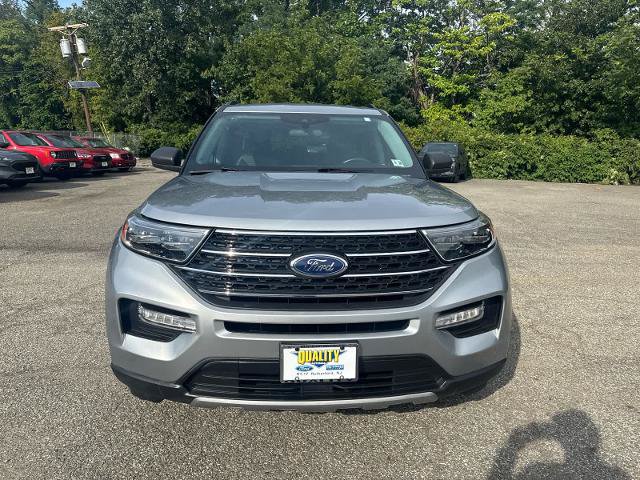 Certified 2023 Ford Explorer XLT w/ Equipment Group 202A AWD/4WD image 2