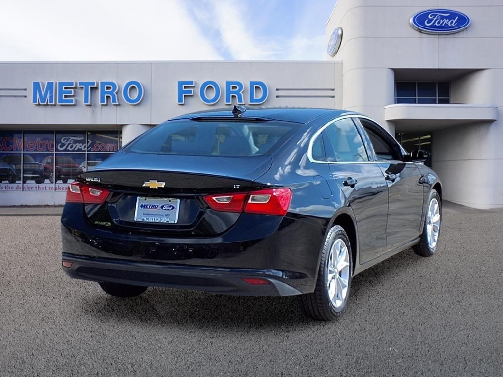 Used 2024 Chevrolet Malibu LT FWD image 3