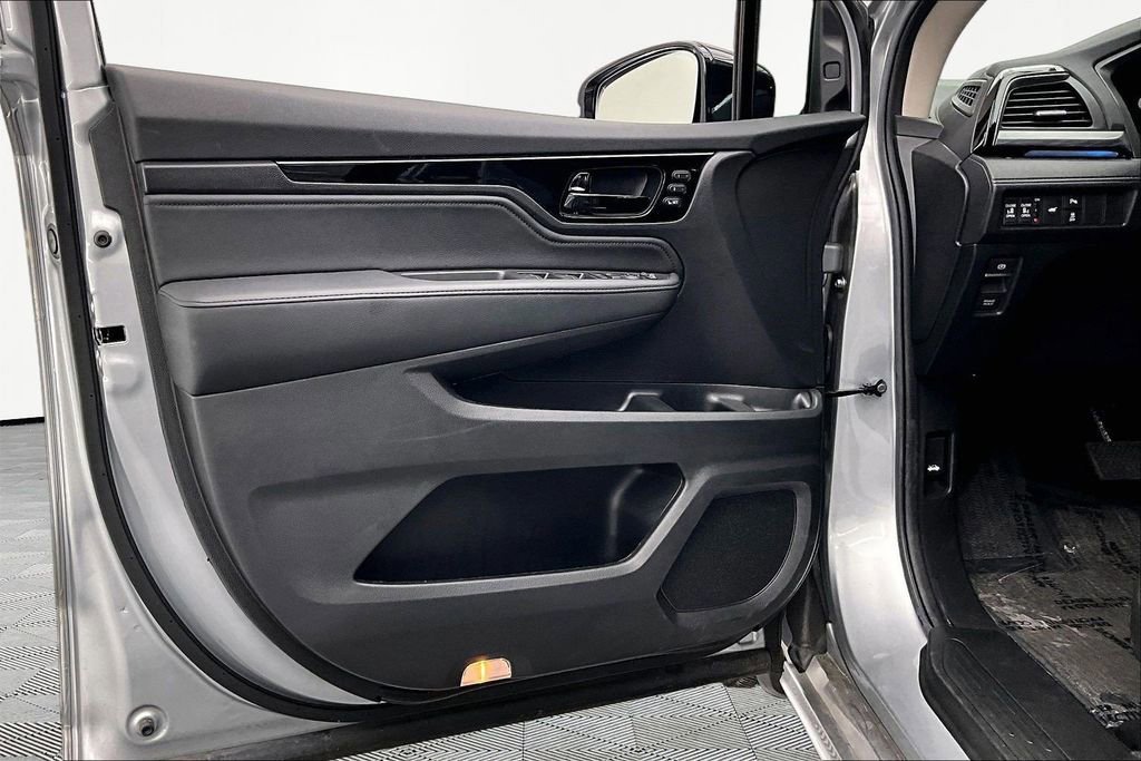 Used 2025 Honda Odyssey Elite image 23
