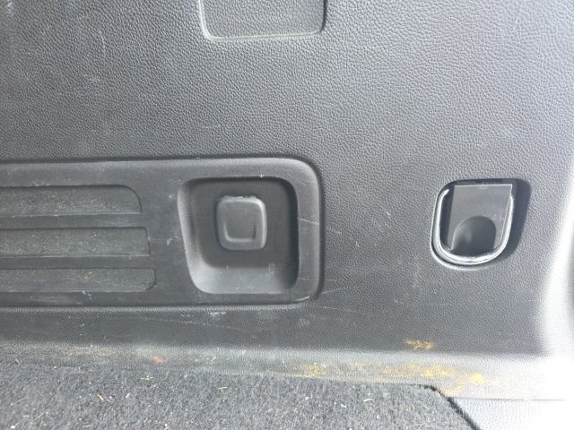 Used 2023 Chevrolet Traverse LT image 14