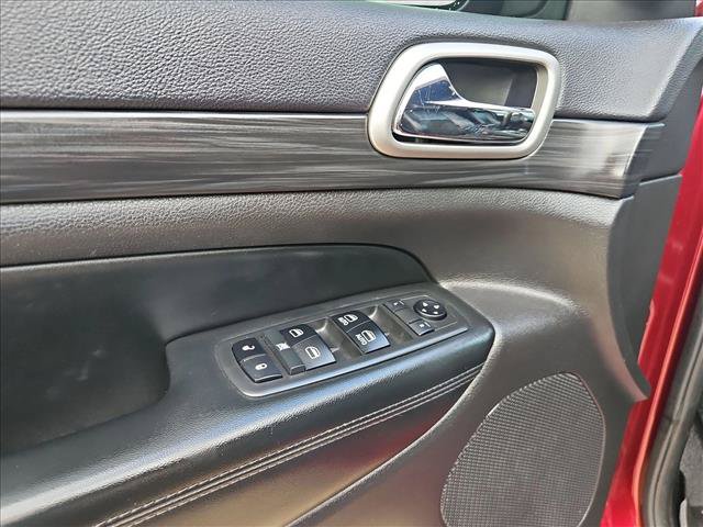 Used 2019 Jeep Grand Cherokee Altitude RWD image 10