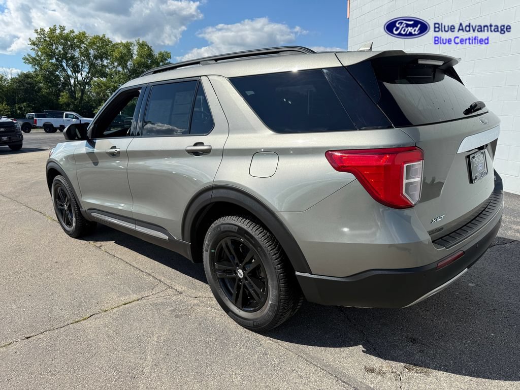 Certified 2020 Ford Explorer XLT w/ Equipment Group 202A AWD/4WD image 8
