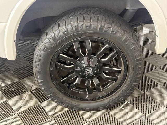Certified 2019 Ford F150 Lariat w/ Equipment Group 502A Luxury AWD/4WD image 29