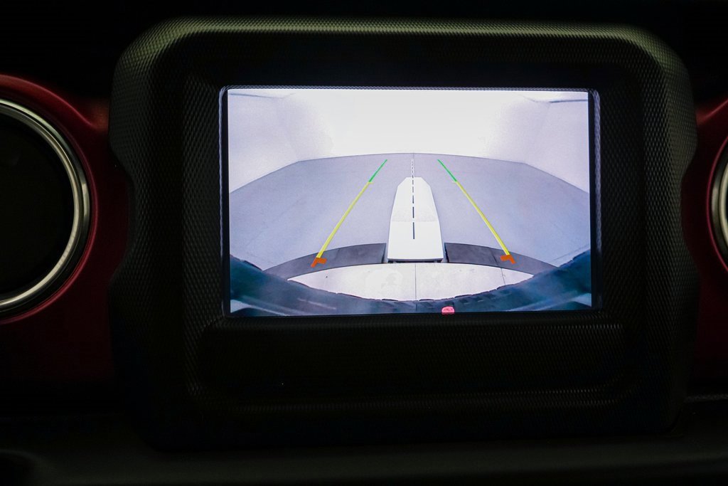 Used 2021 Jeep Wrangler Unlimited Rubicon w/ Cold Weather Group image 16