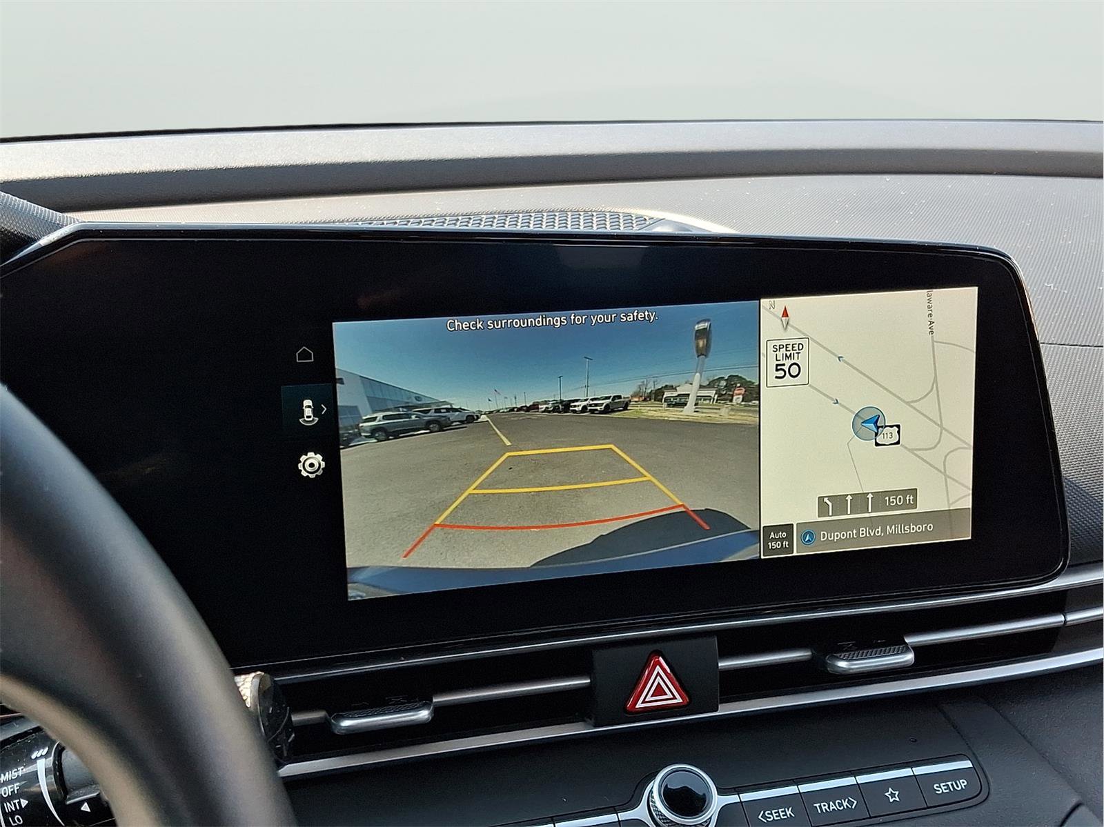 Used 2023 Hyundai Elantra SEL w/ Convenience Package image 18