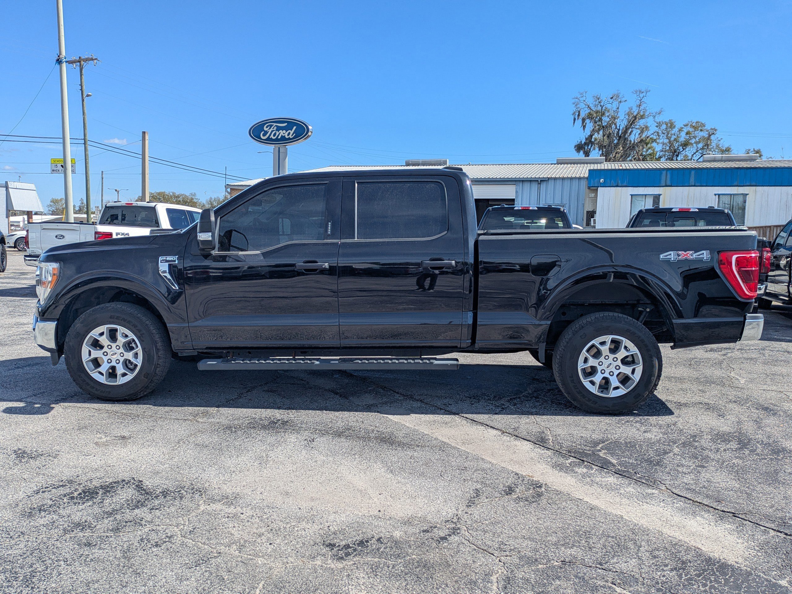 Certified 2022 Ford F150 XLT w/ Equipment Group 301A Mid image 2