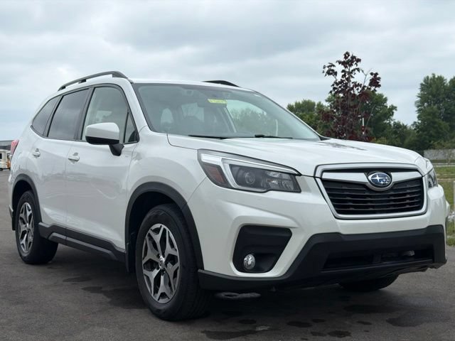Used 2021 Subaru Forester Premium AWD/4WD image 1