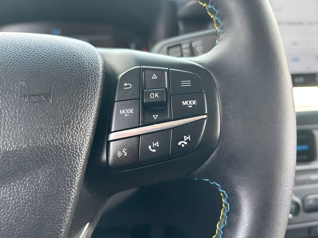 Certified 2025 Ford Maverick Lobo AWD/4WD image 19