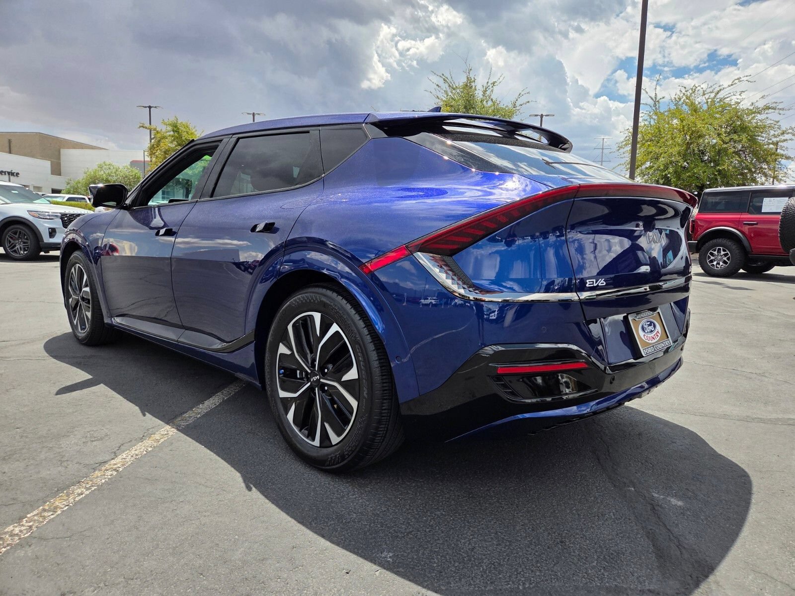 Used 2022 Kia EV6 GT-Line w/ GT-Line White Seat Package RWD image 4