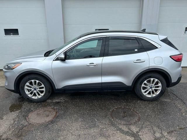 Certified 2020 Ford Escape SE FWD image 3
