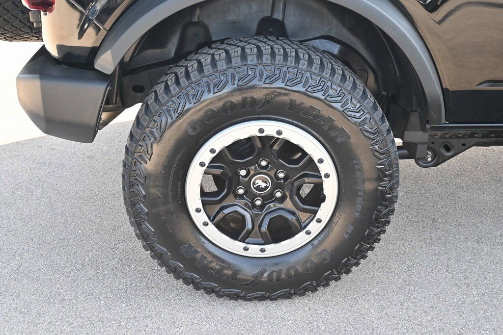 Certified 2022 Ford Bronco Big Bend w/ Sasquatch Package AWD/4WD image 15