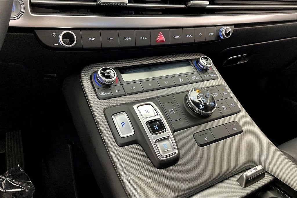 Used 2025 Hyundai Palisade SEL image 32