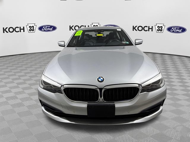 Used 2019 BMW 530i xDrive w/ Convenience Package AWD/4WD image 2