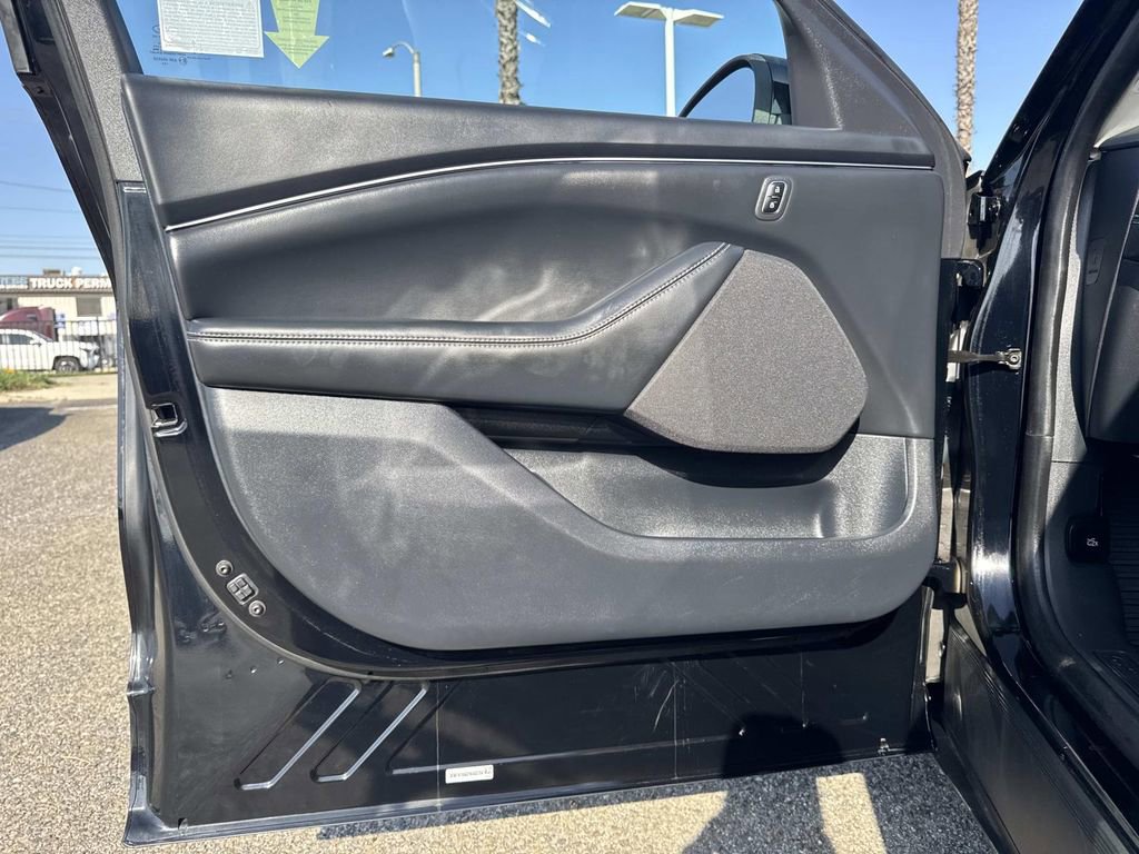 Certified 2023 Ford Mustang Mach-E Select image 18