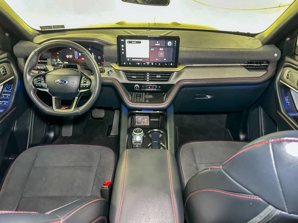Certified 2025 Ford Explorer ST AWD/4WD image 31
