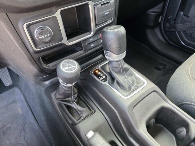 Used 2024 Jeep Gladiator Sport AWD/4WD image 16