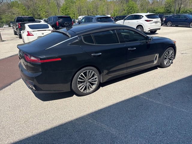 Used 2018 Kia Stinger Premium AWD/4WD image 23
