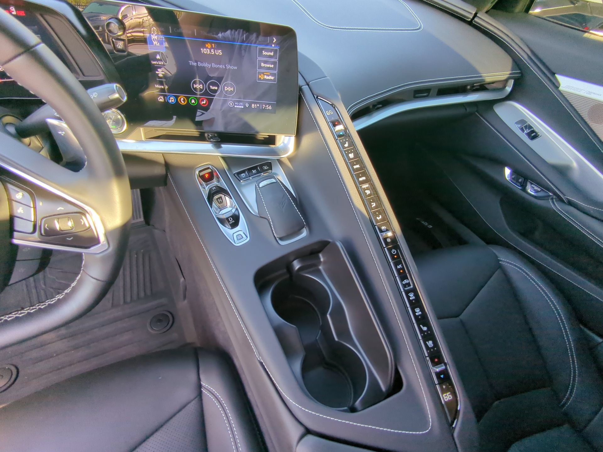 Used 2022 Chevrolet Corvette Stingray Preferred Cpe w/ Z51 Performance Package RWD image 51