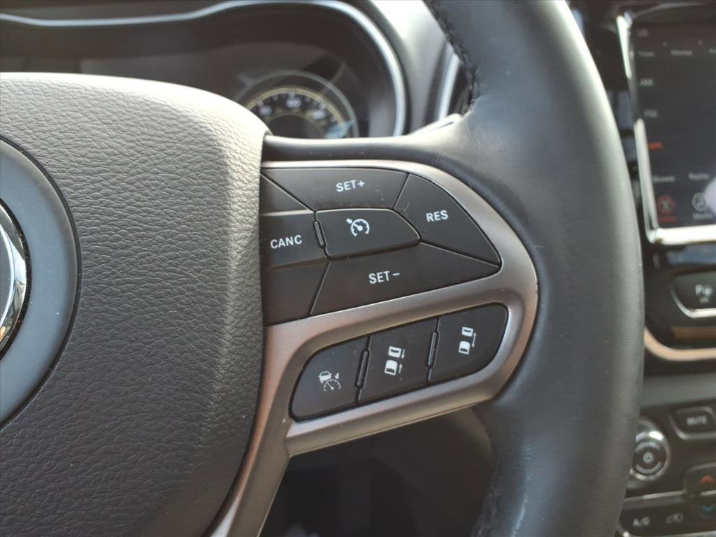 Used 2021 Jeep Cherokee Limited image 18