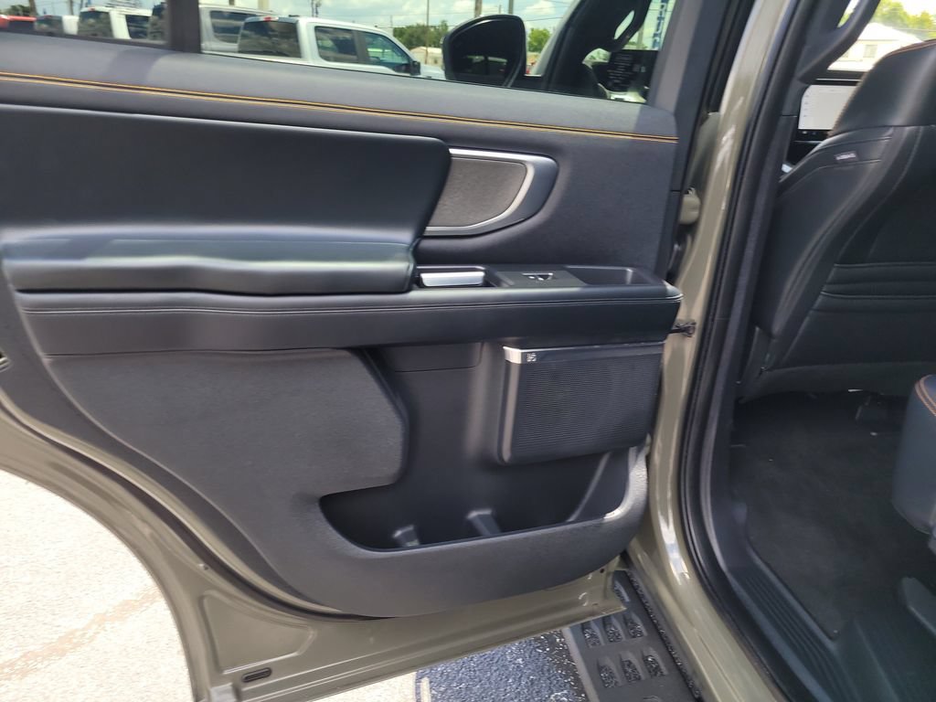 Certified 2025 Ford Expedition Tremor AWD/4WD image 11
