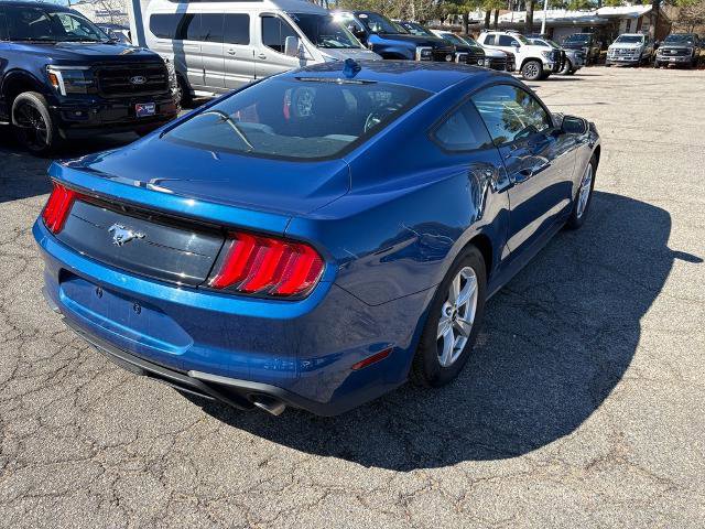 Certified 2022 Ford Mustang Coupe image 5