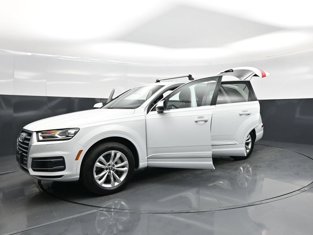 Used 2019 Audi Q7 3.0T Premium w/ Convenience Package AWD/4WD image 34