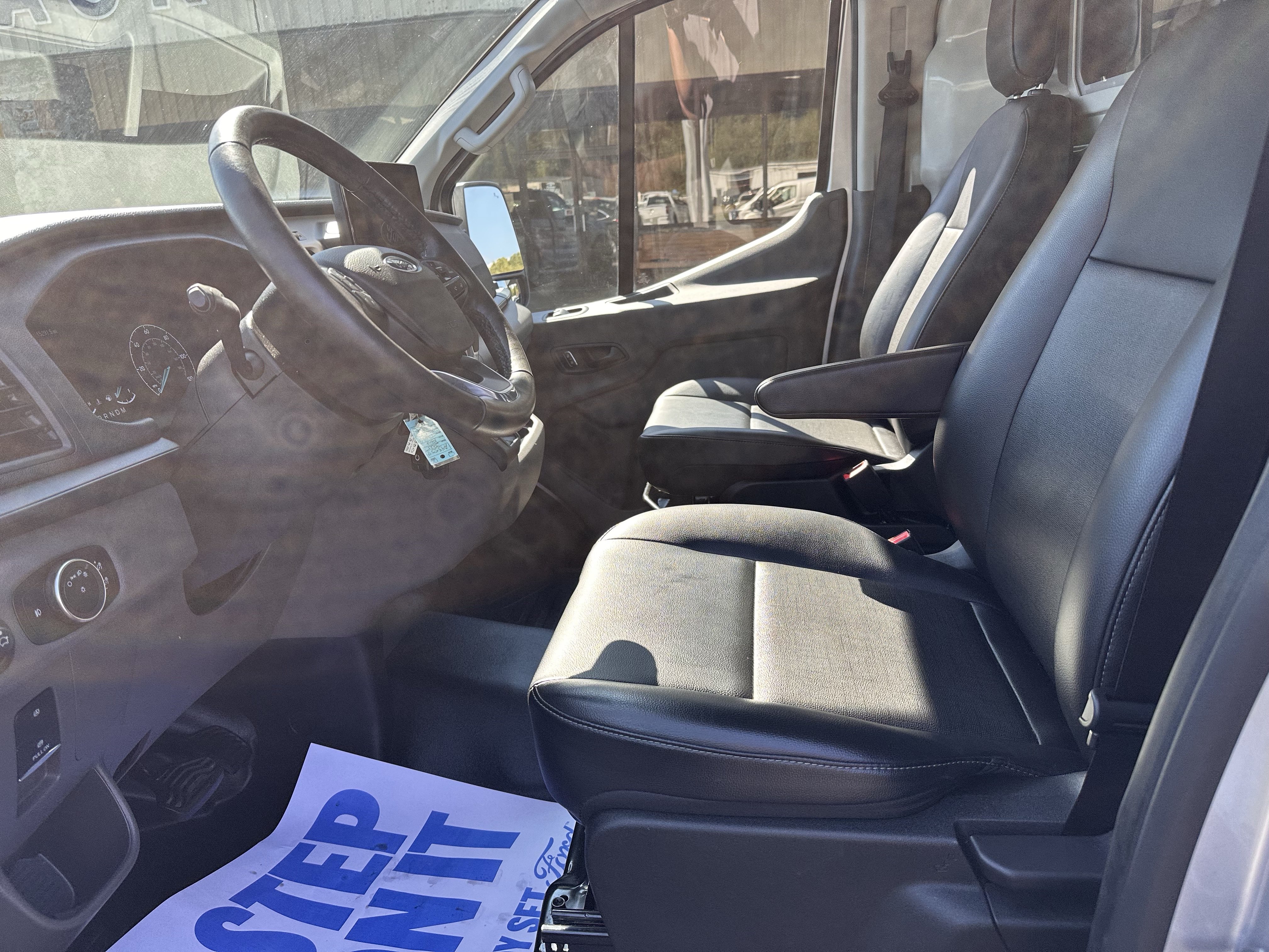 Certified 2025 Ford Transit 150 Low Roof AWD image 10