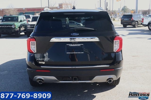 Certified 2022 Ford Explorer Limited w/ Equipment Group 301A image 2
