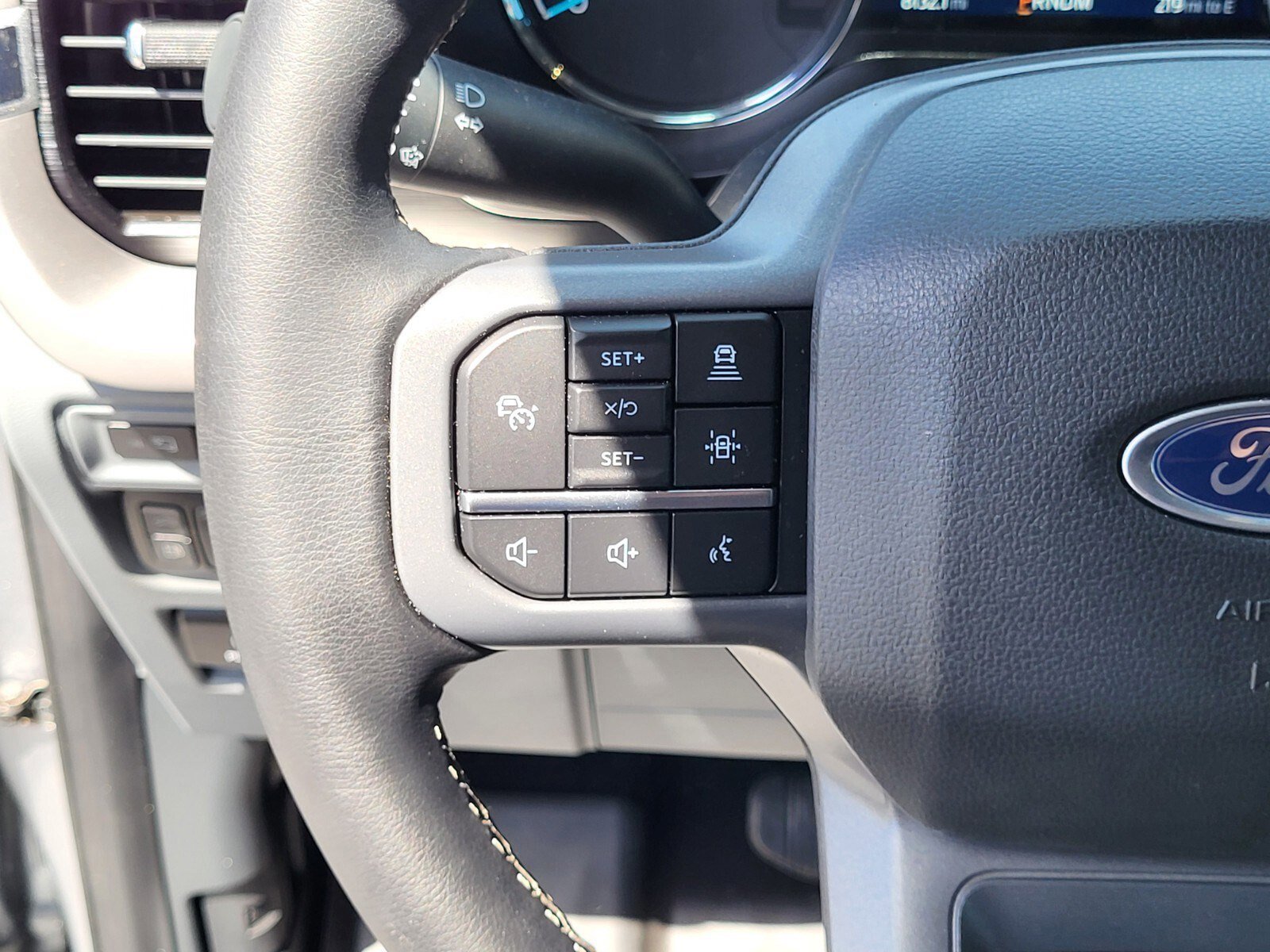 Certified 2023 Ford F150 XLT w/ Equipment Group 302A High image 27