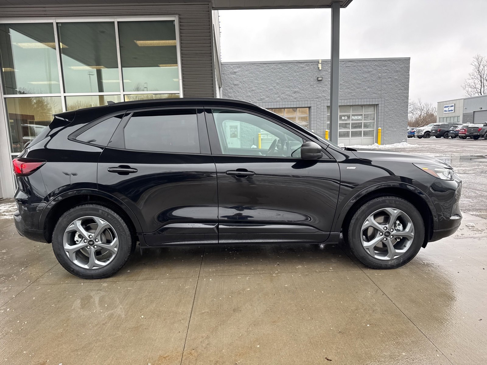 Certified 2024 Ford Escape ST-Line w/ Tech Pack #1 image 2