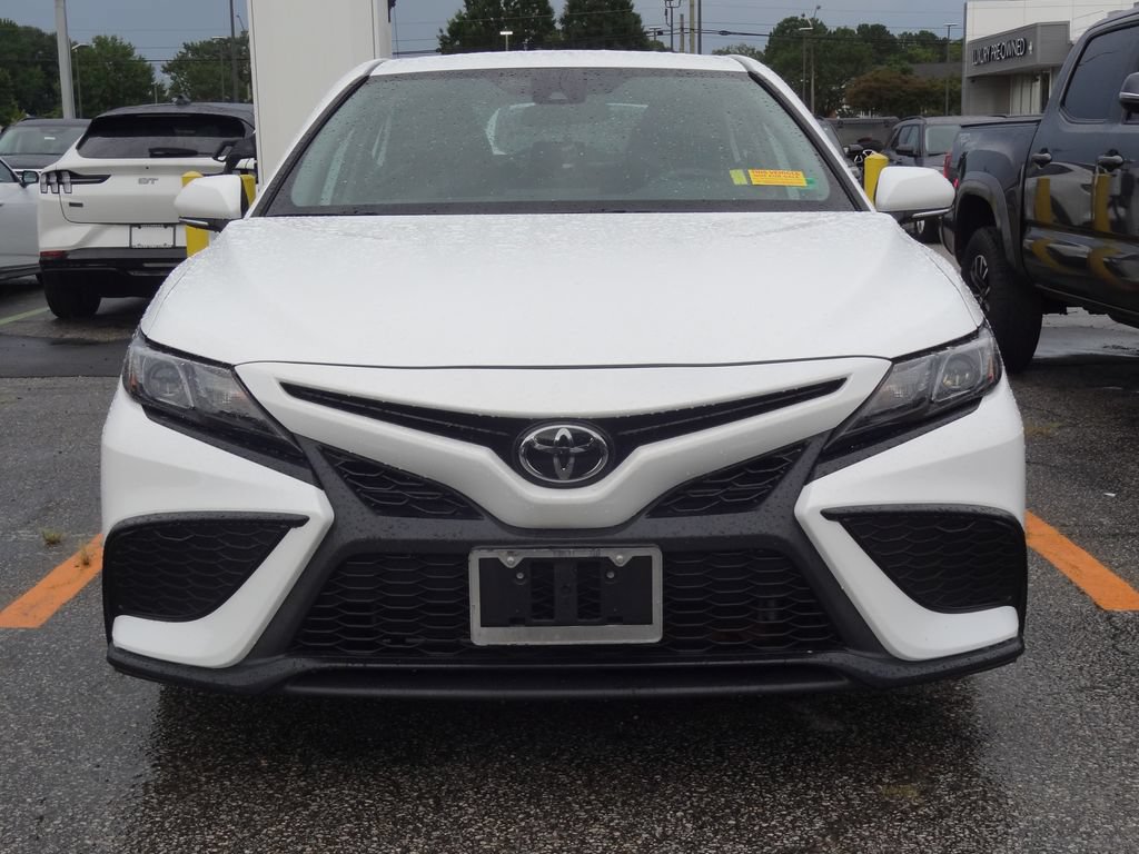 Used 2024 Toyota Camry SE w/ Blackout Package (TMS) FWD image 2