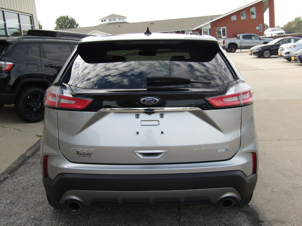 Certified 2020 Ford Edge Titanium w/ Equipment Group 301A AWD/4WD image 4