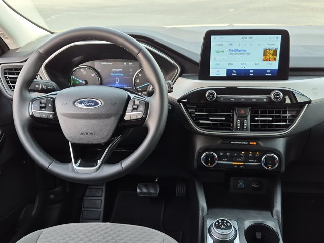 Certified 2022 Ford Escape SE w/ SE Sport Appearance Package FWD image 30
