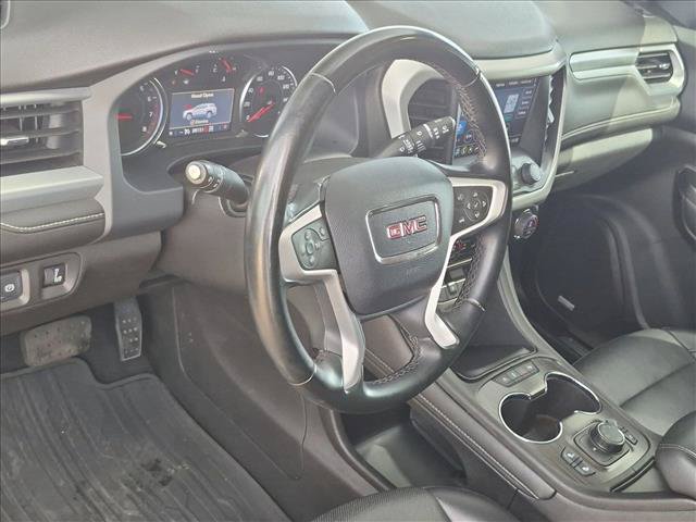 Used 2023 GMC Acadia SLT AWD/4WD image 10
