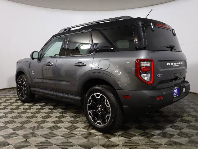 Certified 2025 Ford Bronco Sport Outer Banks w/ Outer Banks Tech Package+ image 2