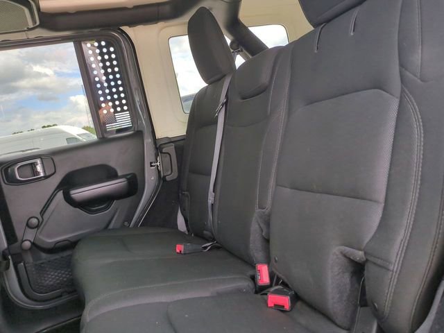 Used 2018 Jeep Wrangler Unlimited Sport image 14