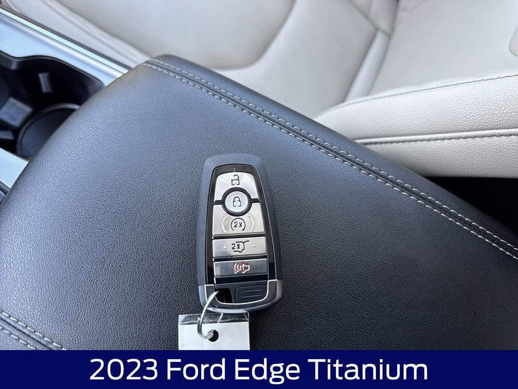 Certified 2023 Ford Edge Titanium w/ Class II Trailer Tow Package image 29