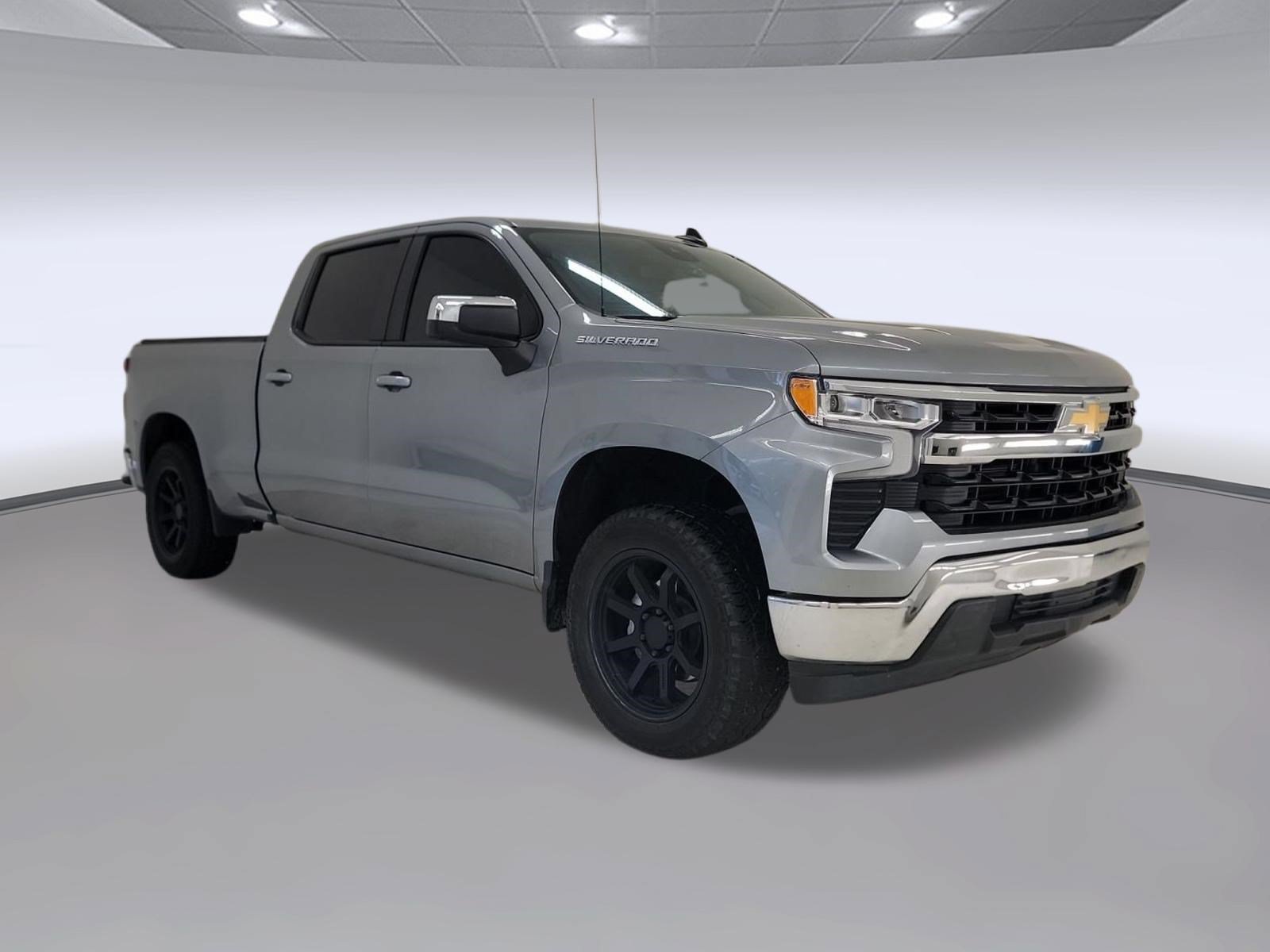 Used 2024 Chevrolet Silverado 1500 LT w/ Protection Package RWD image 5