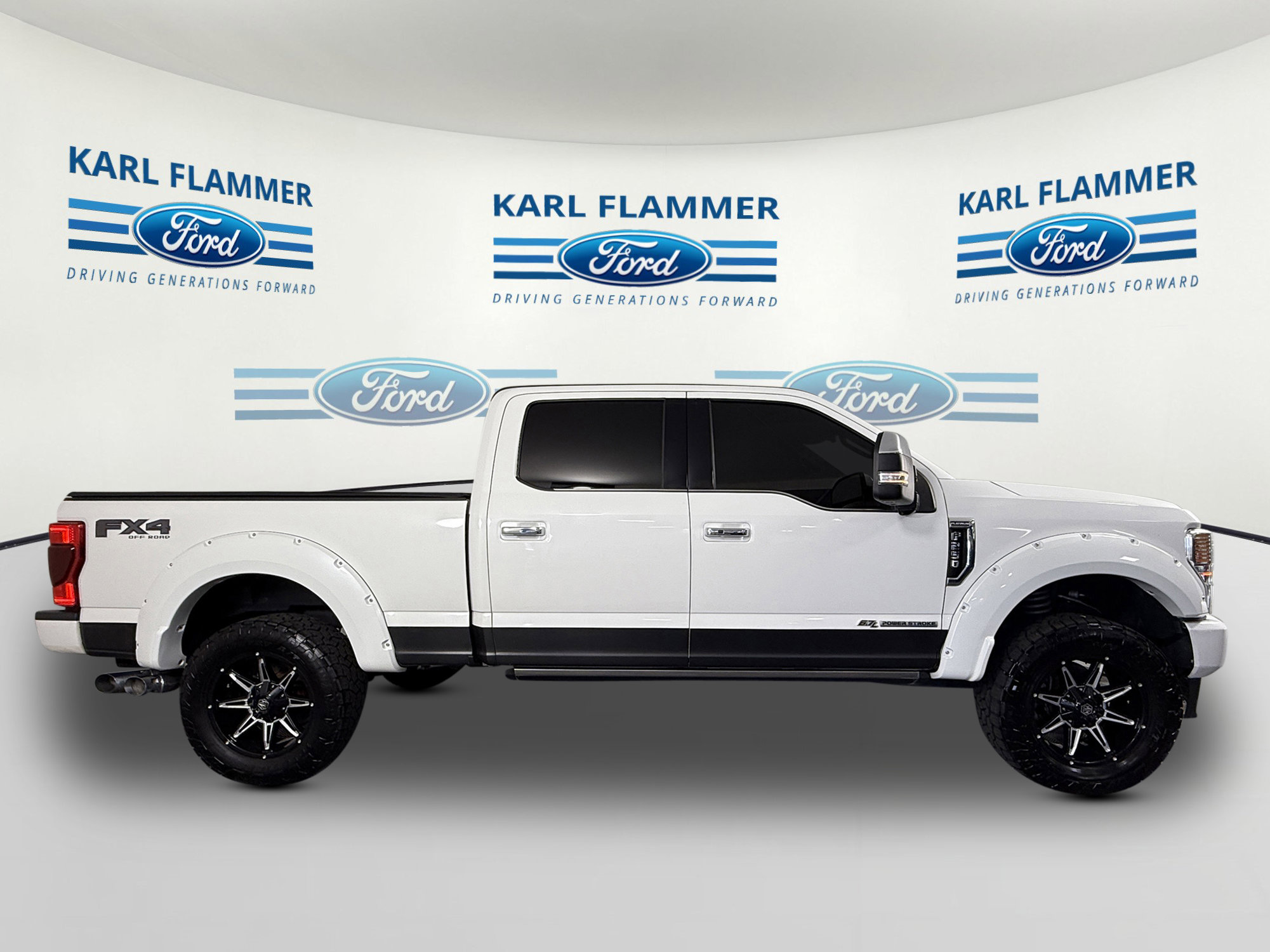 Certified 2020 Ford F250 Platinum w/ FX4 Off-Road Package image 2
