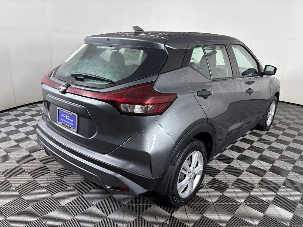Used 2023 Nissan Kicks S image 5
