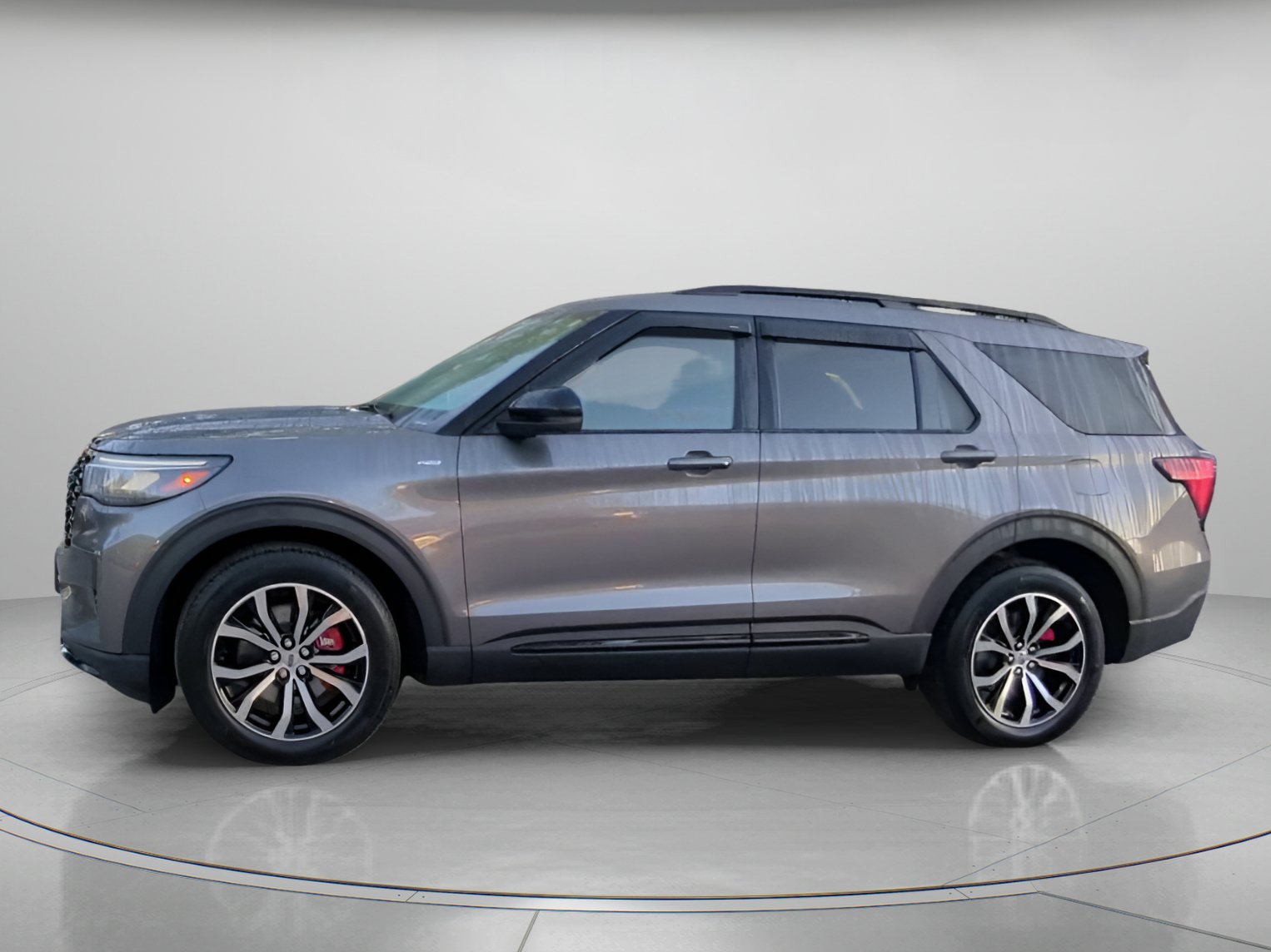 Certified 2026 Ford Explorer ST-Line w/ ST-Line Street Pack RWD image 15