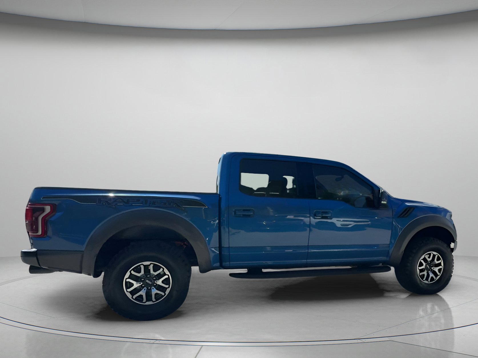 Certified 2020 Ford F150 Raptor w/ Equipment Group 802A Luxury image 23